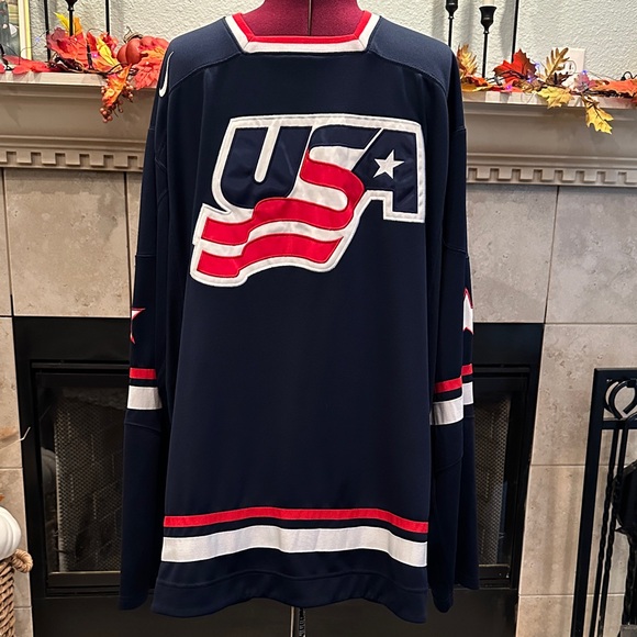Nike Other - Nike USA Hockey Jersey